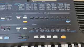 Teclado Roland E-66 Itelligent Synthesizer