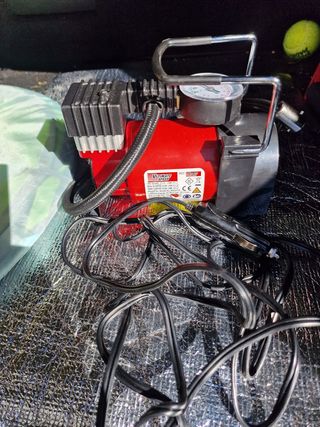 Inflador eléctrico para coche