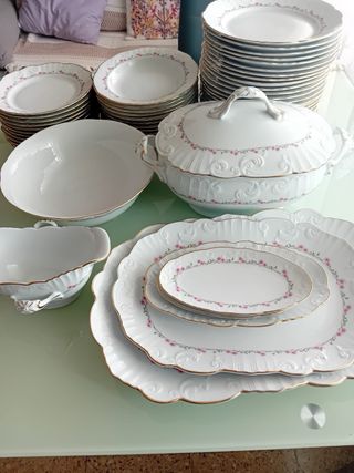 Vajilla vista alegre 56 piezas