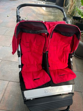 Carrito Bebe gemelar, moutain buggy