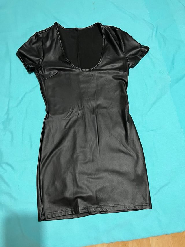 Vestido de cuero