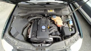 Volkswagen Passat 2002 Averiado