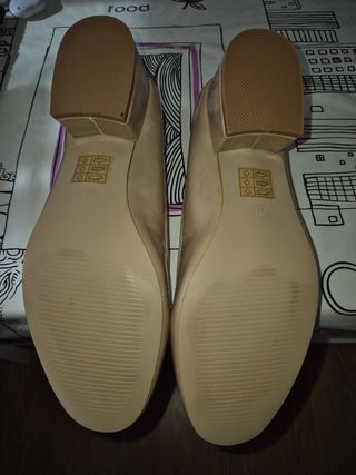 Zapato claro tacón