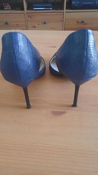 Zapatos salón azul marino