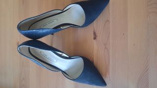 Zapatos salón azul marino