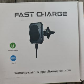 Caricabatteria auto wireless.  Magnetico