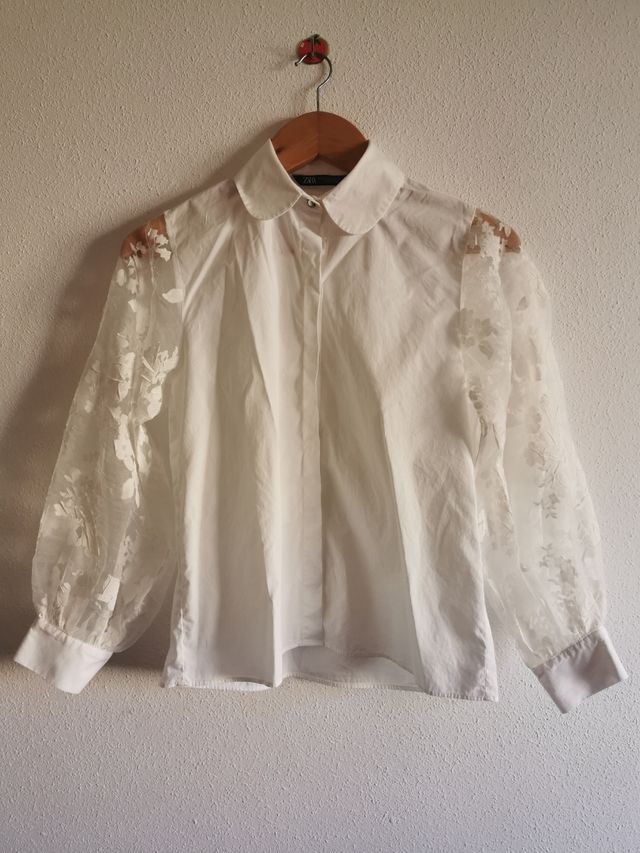 Blusa de chica talla S de Zara.