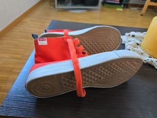Zapatillas Levis de lona