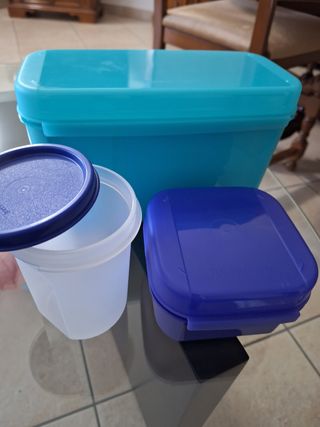 Contenitori vari tupperware