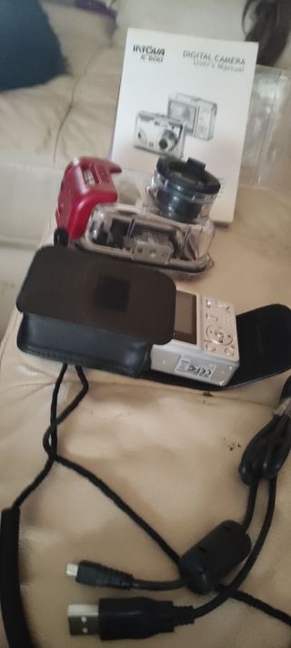 Cámara Subacuatica INTOVA