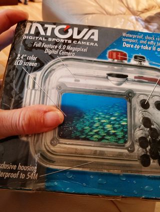 Cámara Subacuatica INTOVA