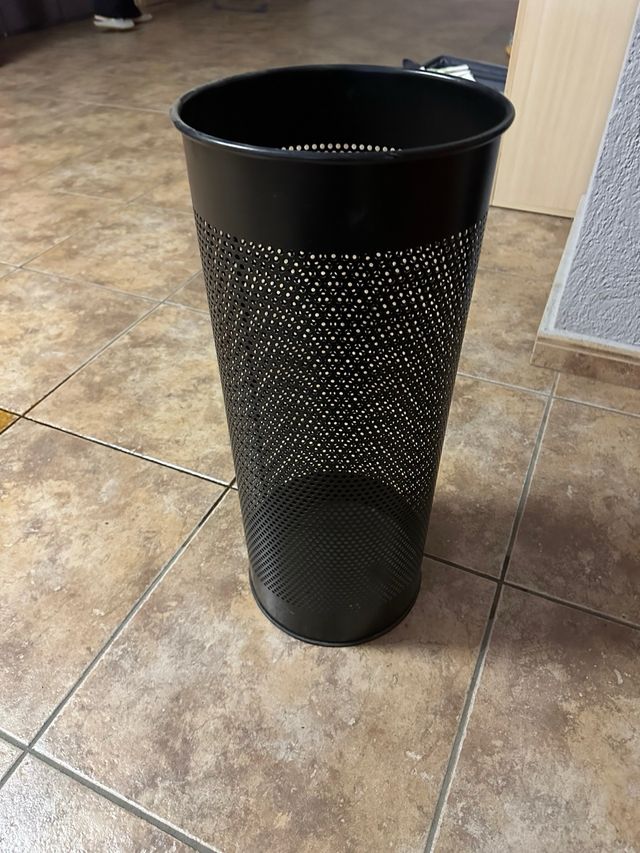 Paragüero metálico redondo Durable negro