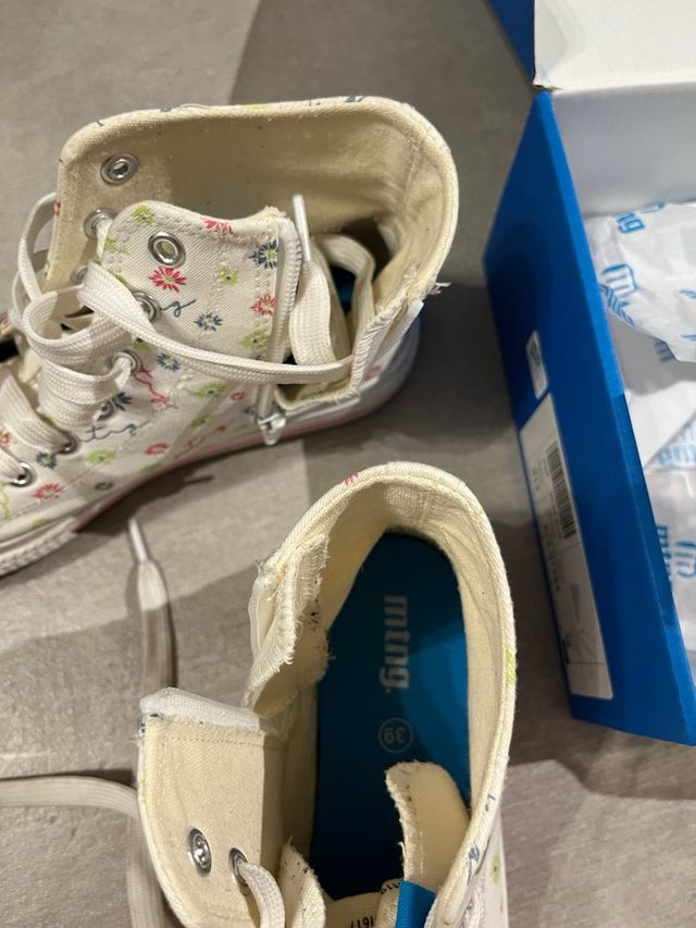 Zapatillas altas estampadas MTNG talla 39