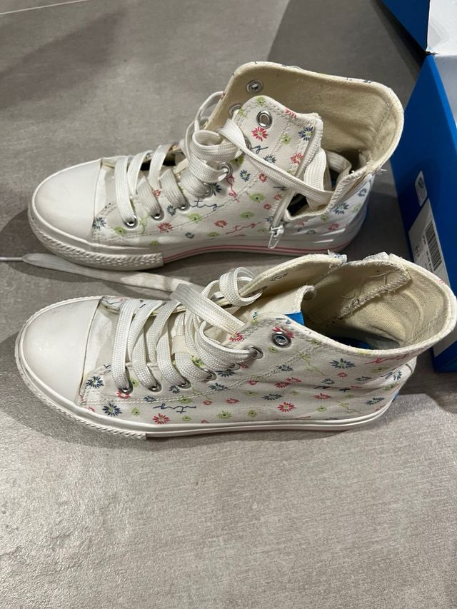 Zapatillas altas estampadas MTNG talla 39