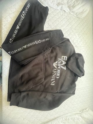 conjunto EA7