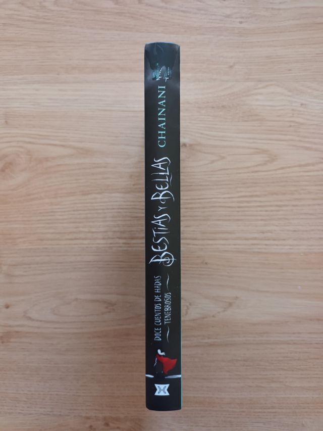 Bestias y Bellas: Doce cuentos de hadas tenebrosos (Spanish Edition)