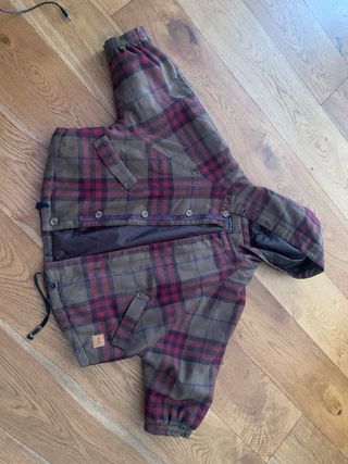 Chaqueta trescuartos oversize tipo capa de Loreak 