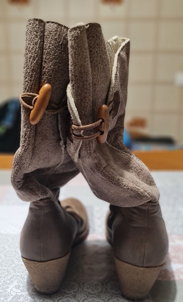 Stivaletti Bagatt n 38 pelle usati