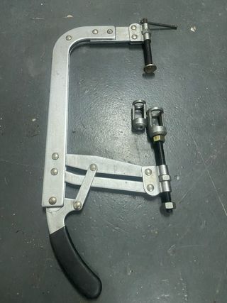 Util para valvulas de coche y camion