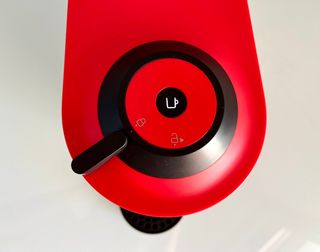 CAFETERA NESPRESSO VERTUO