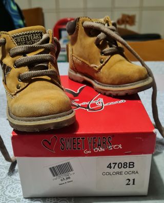 Scarponcini bimbo Sweet Years n 21 usate