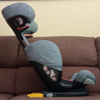 Silla de coche (15-36 kg) con ISOFIX