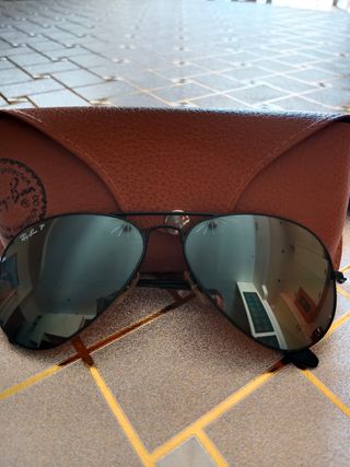 Occhiali da sole marca (ray ban)
