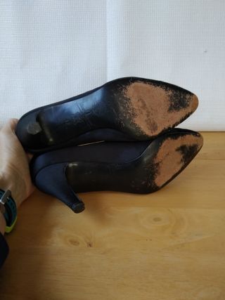 Zapatos mujer tela puntera antelina negros. N°37