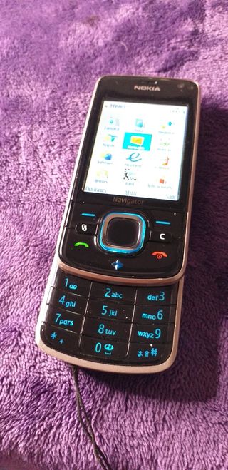 NOKIA 6210 NAVIGATOR