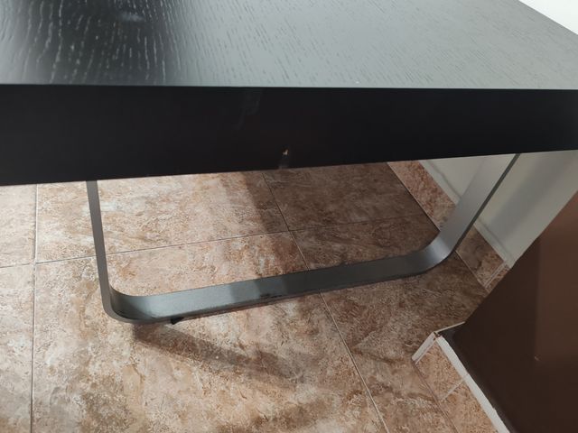 Mesa auxiliar madera negra