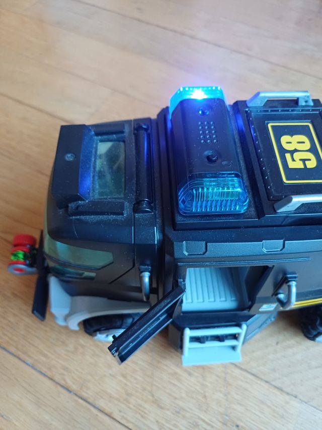 Camión Policía Antidisturbios 