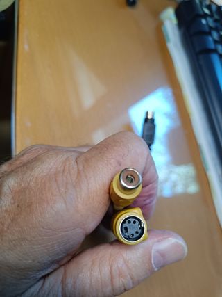 Cables mini DIN de 4 y 7 contactos.