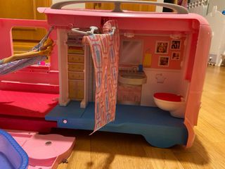Barbie autocaravana . Regalo dos Barbies