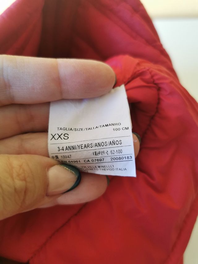 Chaleco de niño talla 3-4 años de Benetton.