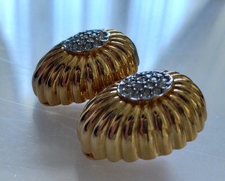 Pendientes concha oval estriada David Grau