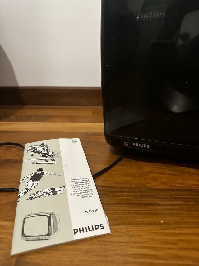 Tv vintage Philips (non funzionante)