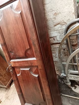 ABTIGUA ALACENA NOGAL BUEN ESTADO