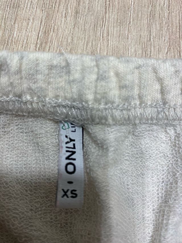 Mono corto sin mangas