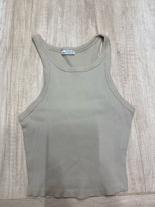 Top corto, de tirantes