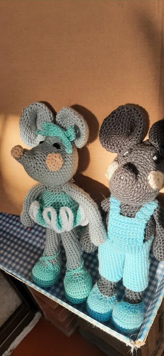 Muñecos amigurumis para bebés.