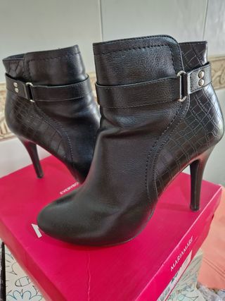 Botines tacon Mariamare.