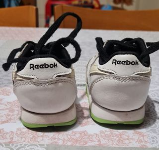 Scarpe bimbo n 22 Reebok classic usate
