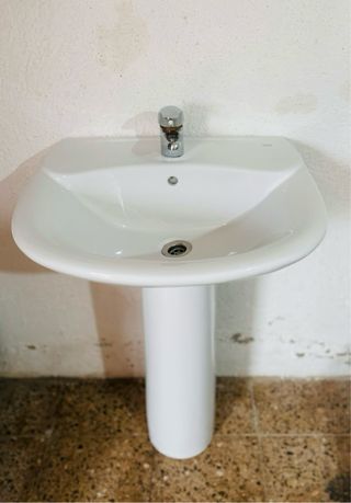 Lavabo Victoria Roca con Pedestal