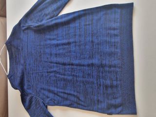 Jersey de punto azul y negro