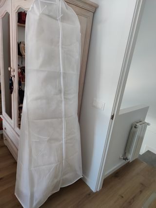 Vestido de novia Caspio de San Patrick 