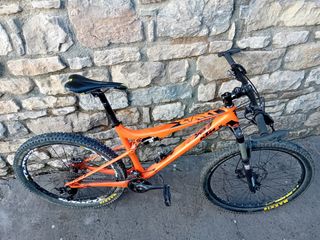 BICI DOBLE SUSPENSION KTM