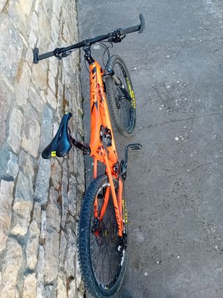BICI DOBLE SUSPENSION KTM