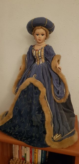 MUÑECA DE PORCELANA GRANDE Y ANTIGUA