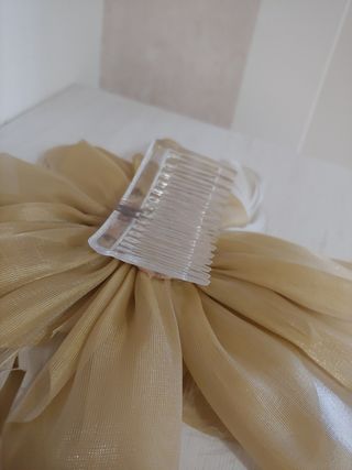 Peineta maxi flor pedrería