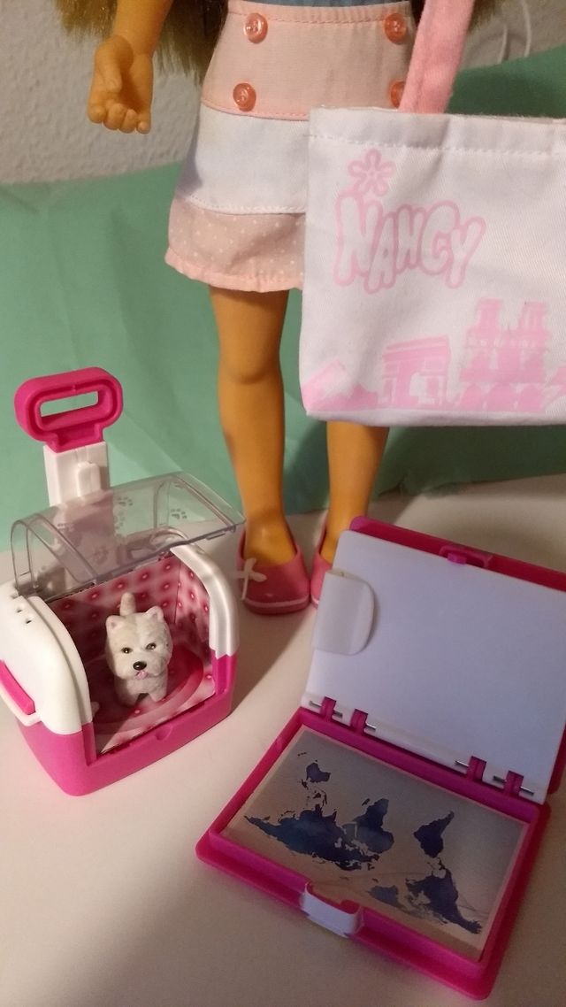 Nancy viaja a París